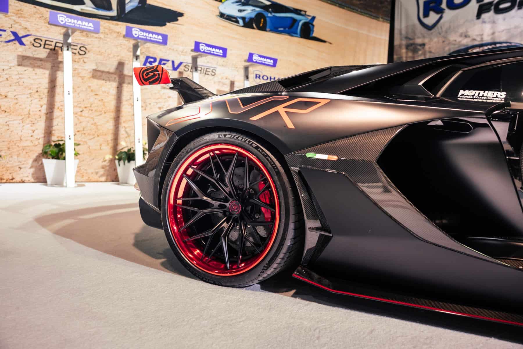 Booth-Cars-37-scaled.jpg